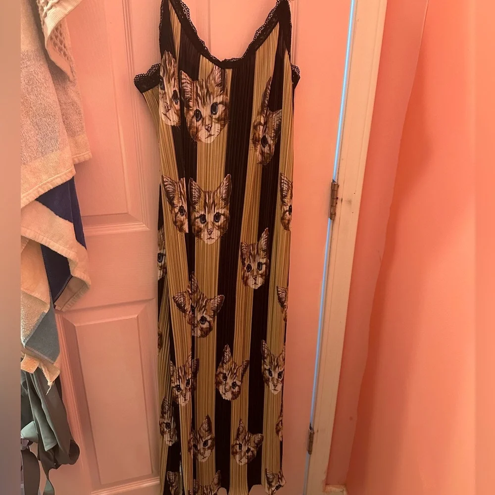 COPY - EUC Dressed in Lala Money Honey Plisse Slip Dress in Pretty Kitty - Picture 2 of 3